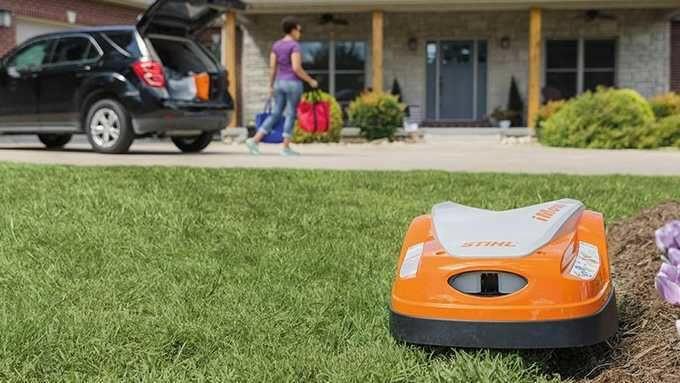 Stihl Robotmäher iMOW - RMI 422.2 P - Jetzt Stihl bei kaisers.jetzt