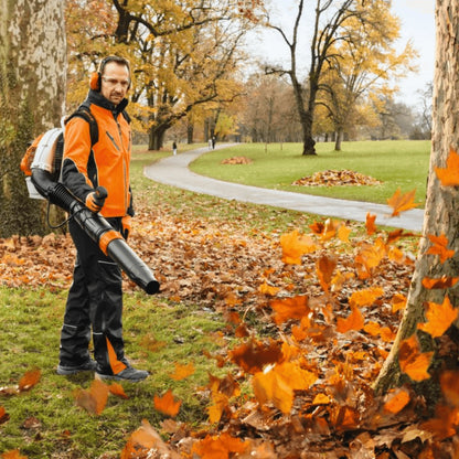 Stihl Rückentragbarer Benzin-Laubbläser BR 500 - Jetzt Stihl bei kaisers.jetzt