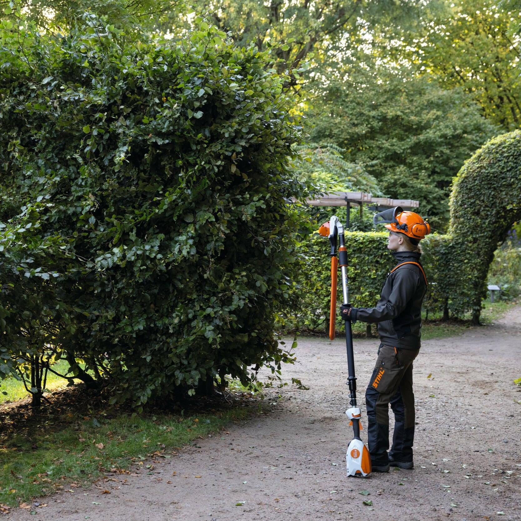 Stihl Akku-Heckenschneider HLA 86 i Aktion