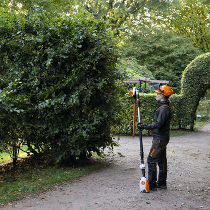 Stihl Akku-Heckenschneider HLA 86 i Aktion