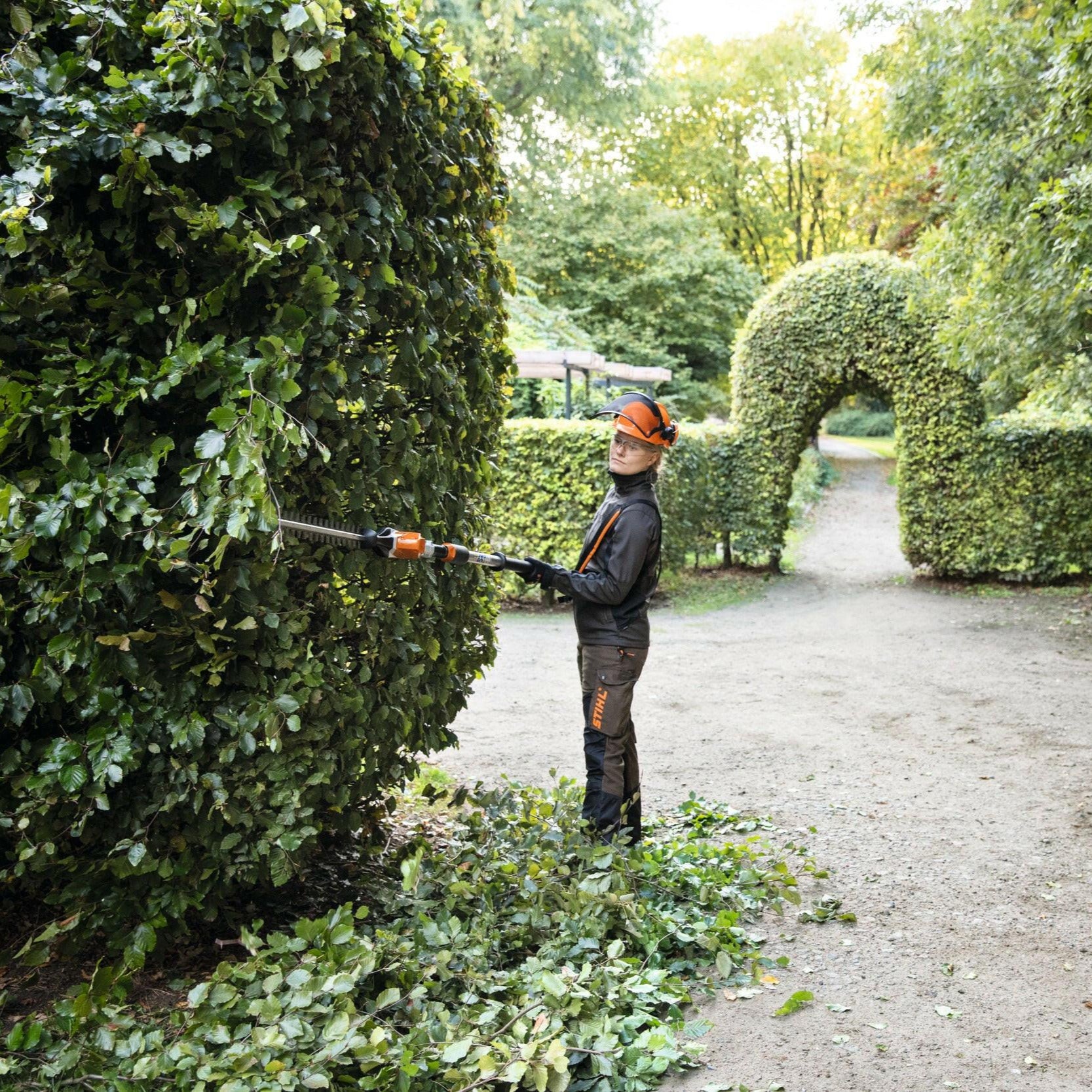 Stihl Akku-Heckenschneider HLA 86 in Aktion