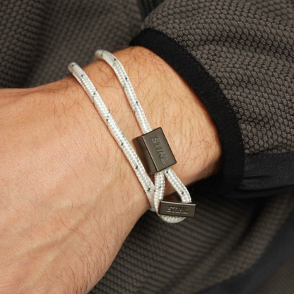Stihl Armband Anwerfgriff am Handgelenk