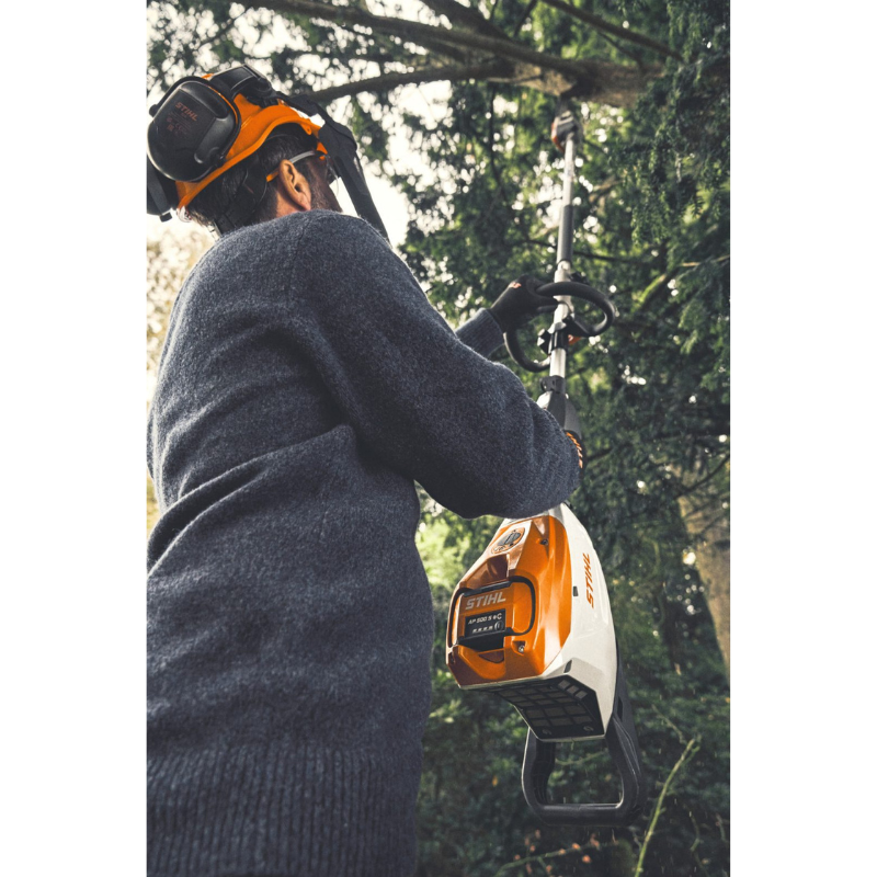 Stihl Standfuß für FSA 200 R und KMA 200 R in Aktion