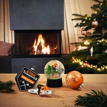 Stihl Weihnachtsbaumkugel Kettensäge