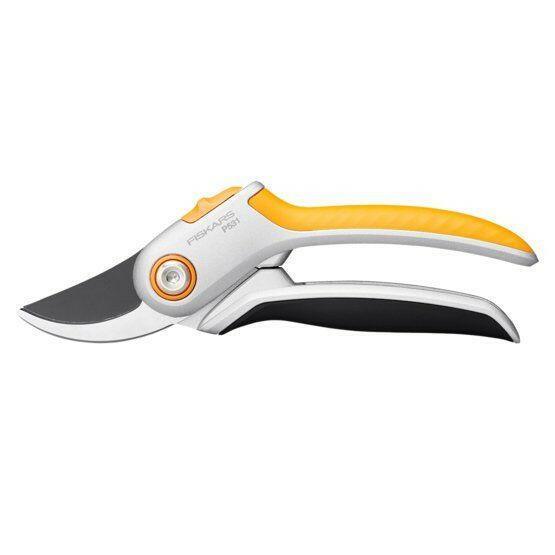 Fiskars Plus Metall Astschere Bypass P531 - Jetzt Fiskars bei kaisers.jetzt