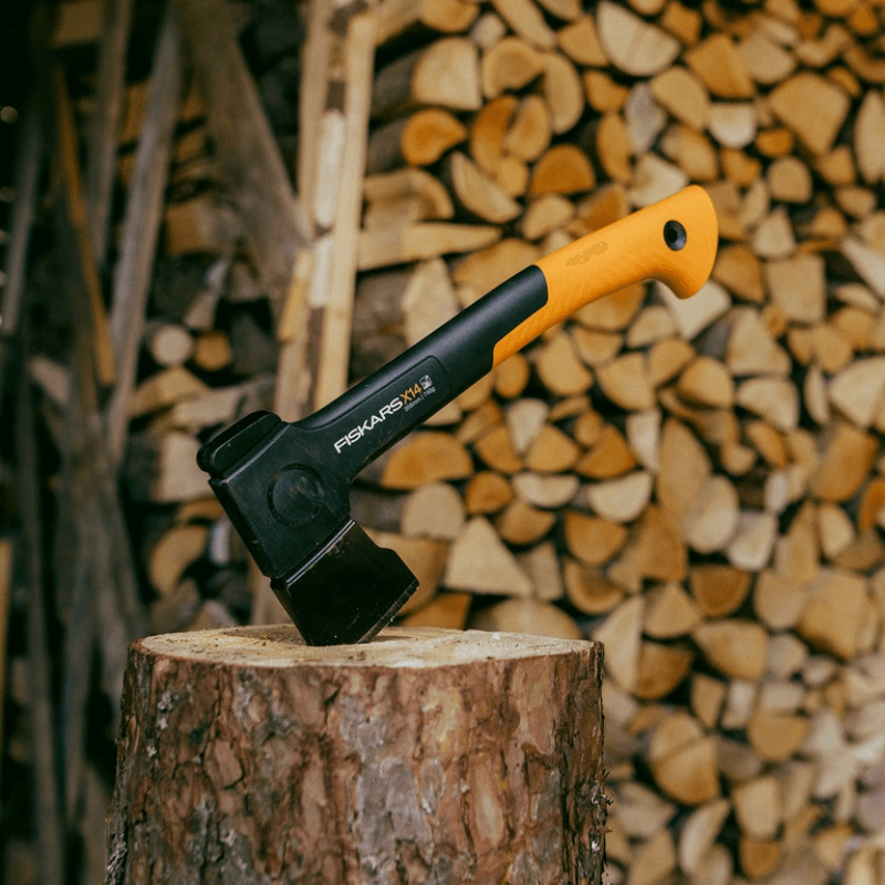 Fiskars Universal Axt X14 XS - Jetzt Fiskars bei kaisers.jetzt