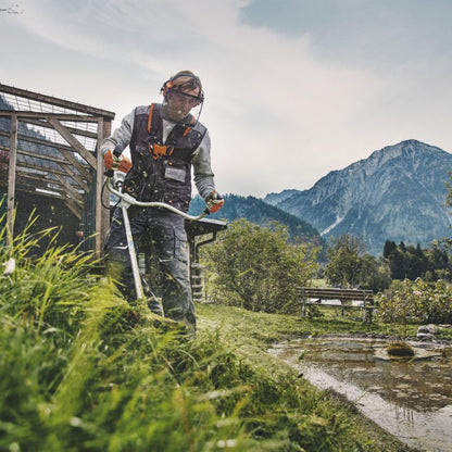 Stihl FS 131 Benzin-Freischneider mit Mähkopf - Jetzt Stihl bei kaisers.jetzt