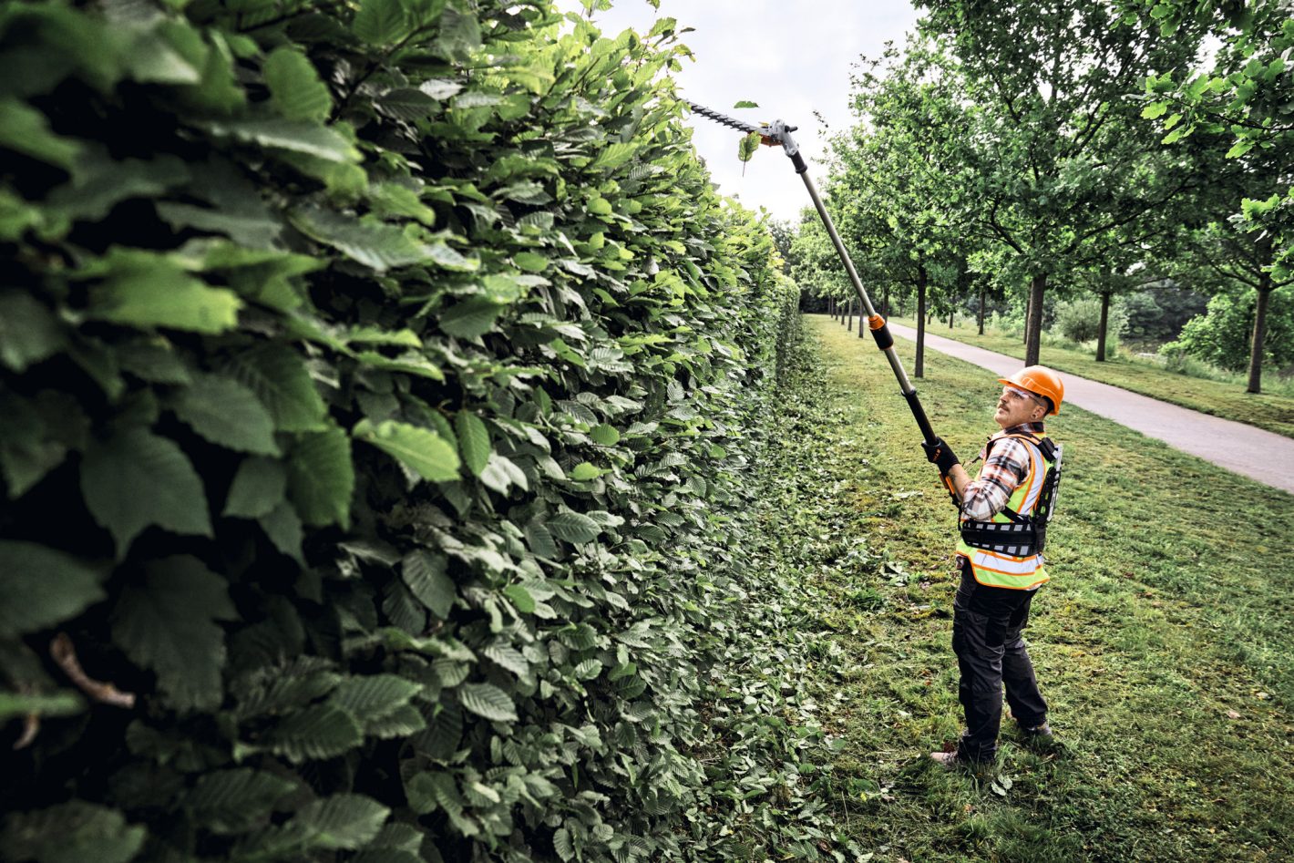 STIHL HLA 150 B Akku-Heckenschneider mit Schaft Einzelgerät (ohne Akku & Ladegerät)