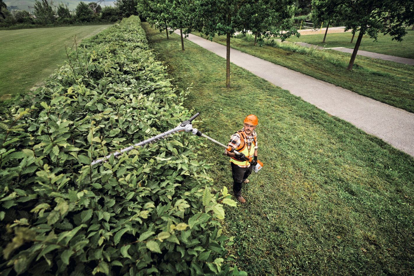 STIHL HLA 150 B Akku-Heckenschneider mit Schaft Einzelgerät (ohne Akku & Ladegerät)