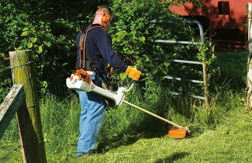 Stihl FS 491 C-EM L Benzin-Freischneider mit Dreieckmesser 300-3 - Jetzt Stihl bei kaisers.jetzt