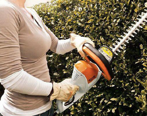 Stihl HSE 71 Elektrische Heckenschere – 60 cm - Jetzt Stihl bei kaisers.jetzt